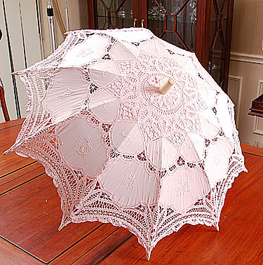 Battenburg Lace parasol. Light Pink color. 18in. Cotton.